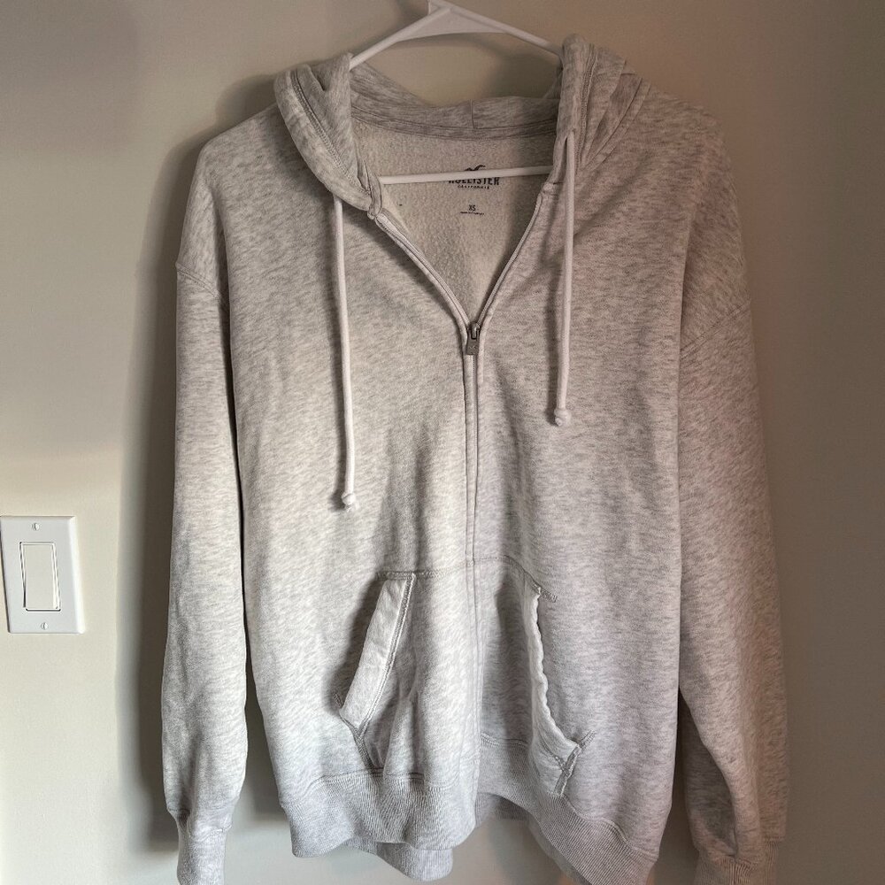 Hollister Oversized Light Grey Sweatshirt